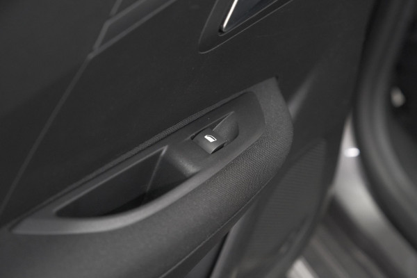 Peugeot 208 PureTech 100 Active Pack | Parkeersensoren | Apple Carplay | Cruise Control