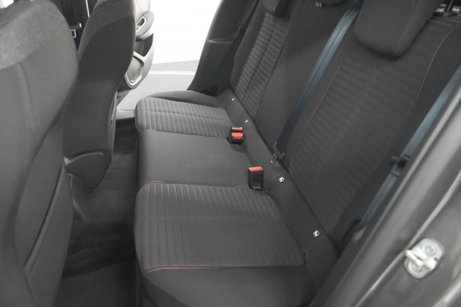 Peugeot 208 PureTech 100 Active Pack | Parkeersensoren | Apple Carplay | Cruise Control