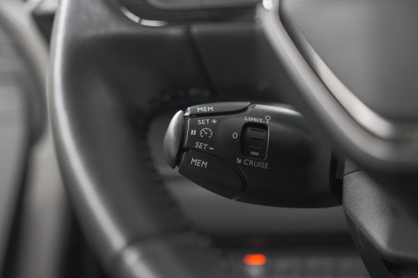 Peugeot 208 PureTech 100 Active Pack | Parkeersensoren | Apple Carplay | Cruise Control
