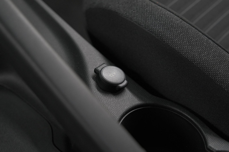 Peugeot 208 PureTech 100 Active Pack | Parkeersensoren | Apple Carplay | Cruise Control