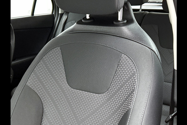 Kia Niro EV 64.8 KWh * SOH 100% * Nieuw model / Light Edition / Cruise-Adaptief / Navi Full Map / Apple Carplay / Airconditioning Fabrieksgarantie