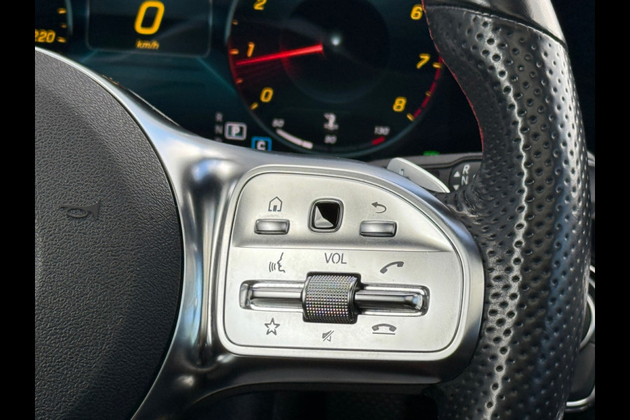 Mercedes-Benz CLA-Klasse AMG LINE Night|Pano|Sfeer|Memory|Dealer onderhouden