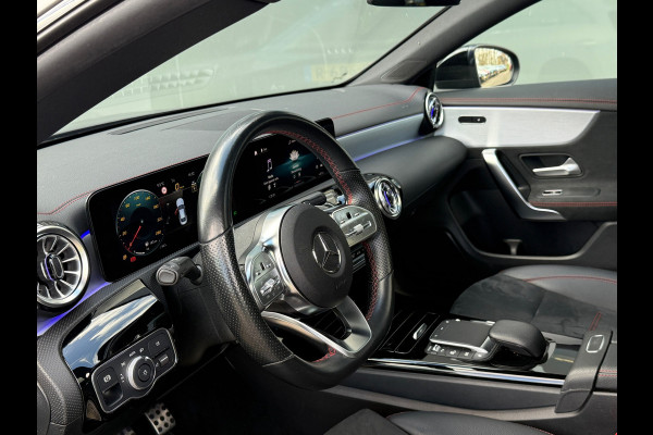 Mercedes-Benz CLA-Klasse AMG LINE Night|Pano|Sfeer|Memory|Dealer onderhouden