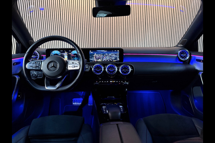 Mercedes-Benz A-Klasse 250 e AMG Line 218PK. Pano - Ambiance