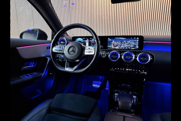 Mercedes-Benz A-Klasse 250 e AMG Line 218PK. Pano - Ambiance
