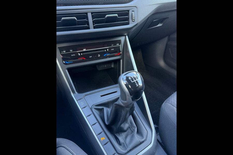 Volkswagen Polo 1.0 TSI Life Business