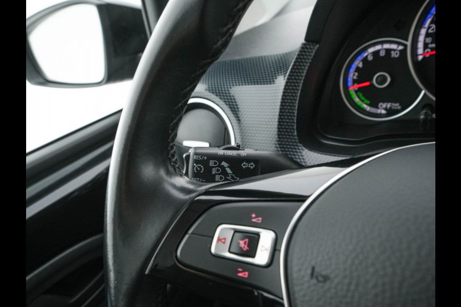 Volkswagen e-Up! {SOH-85%} (INCL-BTW) *HEATED-COMFORTSEATS | CCS-FASTLOADER | CAMERA | DAB | ECC | PDC | CRUISE*