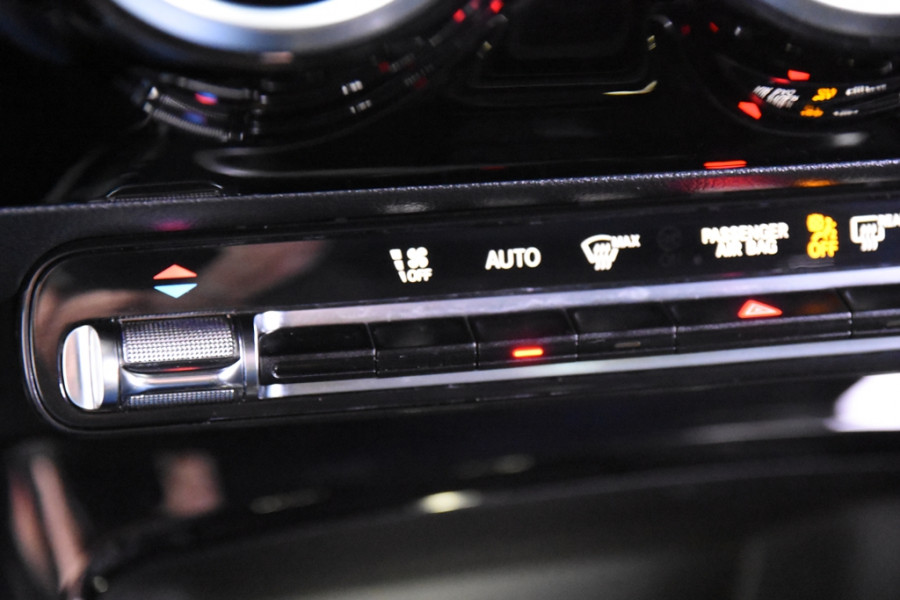 Mercedes-Benz CLA-Klasse Shooting Brake 180 *1ste Eigenaar*Navigatie*Stoelverwarming*