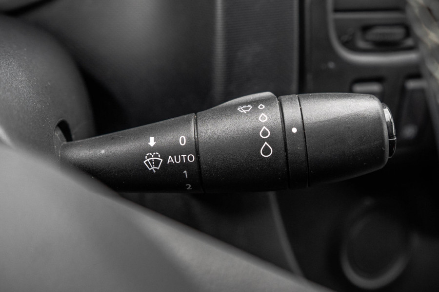 Renault Trafic L2H1 | 146 PK | LED | Automaat | Camera | Cruise | Navi | Trekhaak