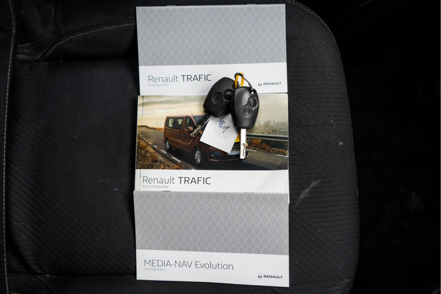Renault Trafic L2H1 | 146 PK | LED | Automaat | Camera | Cruise | Navi | Trekhaak