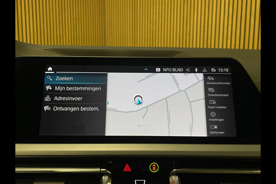 BMW 3-serie 330e High Executive|184 PK|VOLLEDER|DIGITAL COCKPIT|APPLE CARPLAY/ANDROID|CAMERA|NAVIGATIE|LMV|PDC|