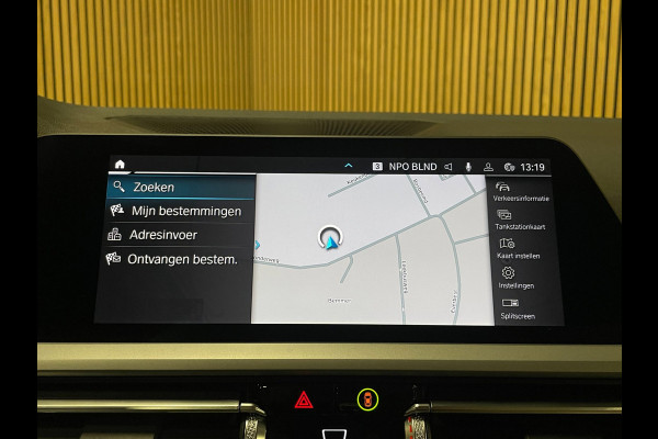 BMW 3-serie 330e High Executive|184 PK|VOLLEDER|DIGITAL COCKPIT|APPLE CARPLAY/ANDROID|CAMERA|NAVIGATIE|LMV|PDC|