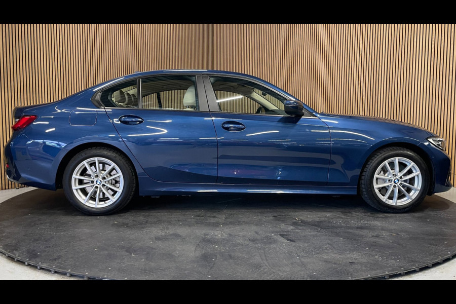 BMW 3-serie 330e High Executive|184 PK|VOLLEDER|DIGITAL COCKPIT|APPLE CARPLAY/ANDROID|CAMERA|NAVIGATIE|LMV|PDC|