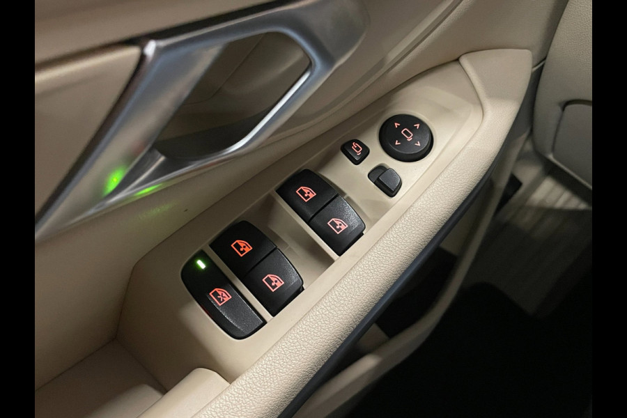 BMW 3-serie 330e High Executive|184 PK|VOLLEDER|DIGITAL COCKPIT|APPLE CARPLAY/ANDROID|CAMERA|NAVIGATIE|LMV|PDC|