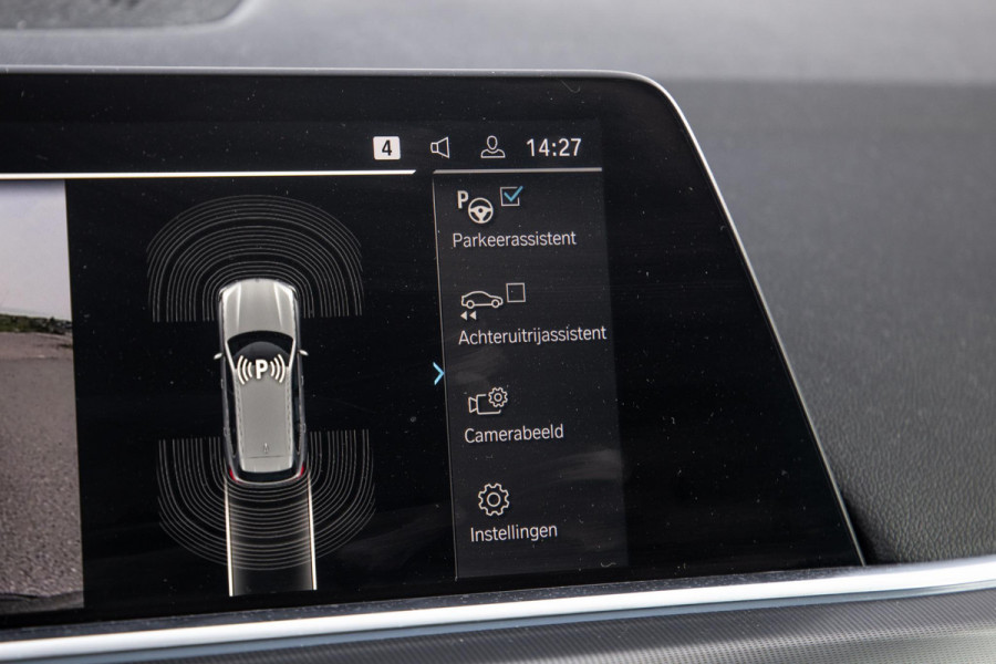 BMW X5 xDrive45e CARPLAY / CAMERA / DEALER ONDERHOUDEN /  LEER / STOELVERWARMING / BLACK ON BLACK