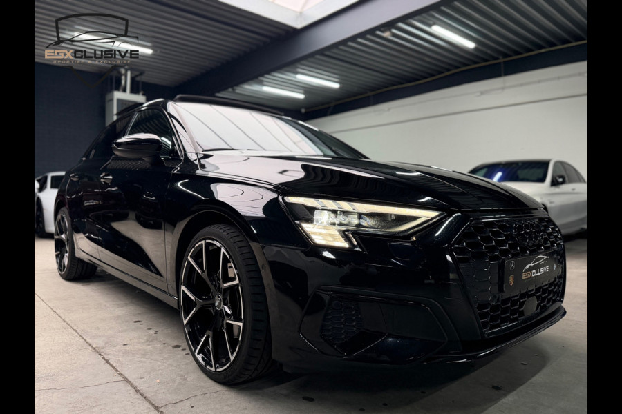Audi A3 Sportback 35 TFSI S edition PANO/CAMERA/RS Stoelen