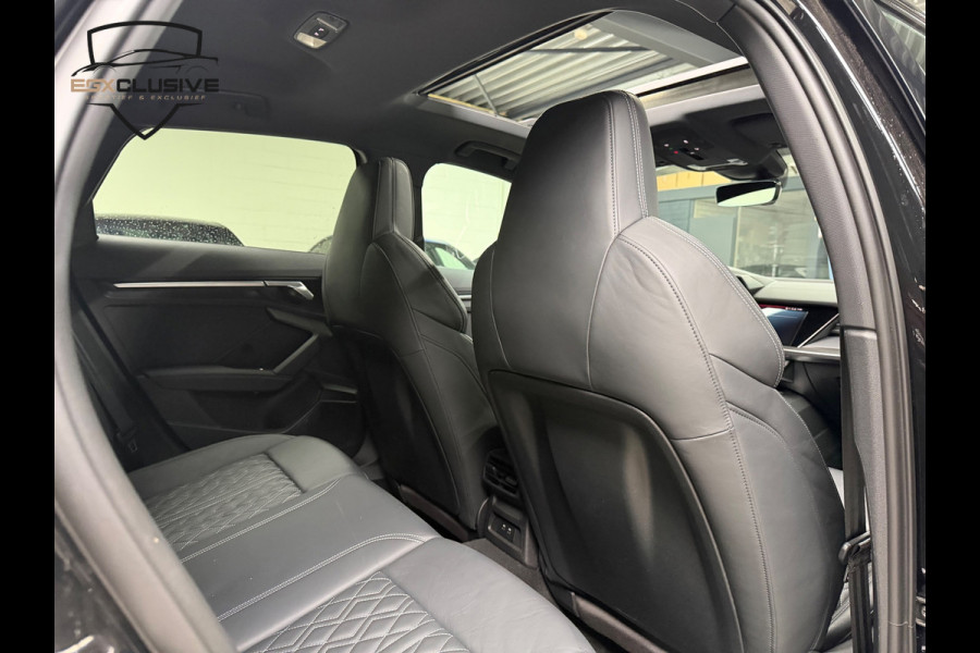 Audi A3 Sportback 35 TFSI S edition PANO/CAMERA/RS Stoelen