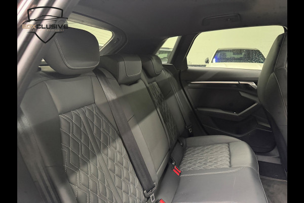Audi A3 Sportback 35 TFSI S edition PANO/CAMERA/RS Stoelen