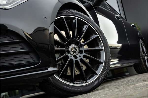 Mercedes-Benz CLA-Klasse CLA250 Premium Plus - AMG Line | Panorama | Camera | Stoelverwarming