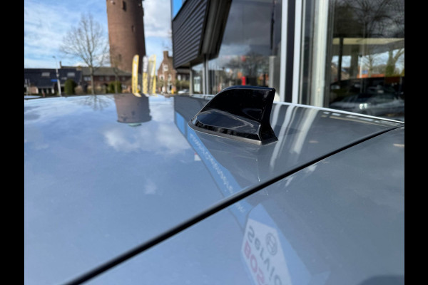 Renault Captur 1.6 E-Tech Hybrid 145 R.S. Line Trekhaak afn. / Groot navi / All Season / Adapt Cruise / Stoel verw.