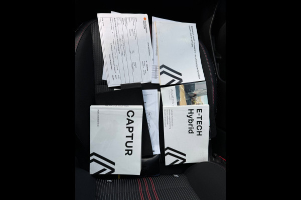Renault Captur 1.6 E-Tech Hybrid 145 R.S. Line Trekhaak afn. / Groot navi / All Season / Adapt Cruise / Stoel verw.