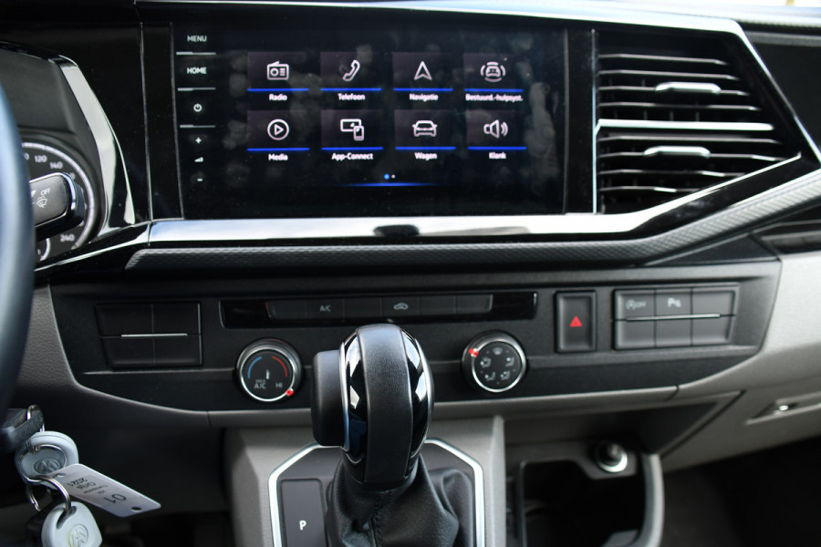 Volkswagen Transporter 2.0 TDI L1H1 30 PB Edition Cruise, Carplay, LED, Multimedia, Sensoren, 150pk, Automaat, Uniek!