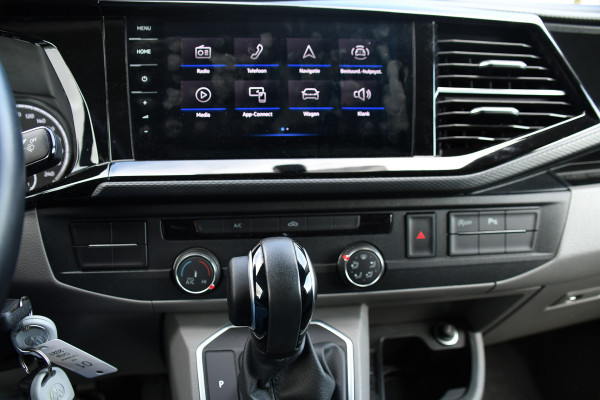 Volkswagen Transporter 2.0 TDI L1H1 30 PB Edition Cruise, Carplay, LED, Multimedia, Sensoren, 150pk, Automaat, Uniek!