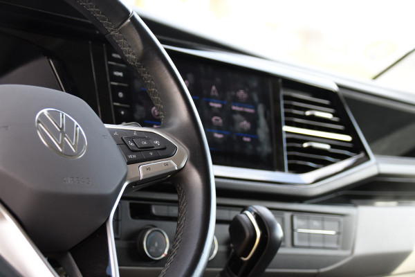Volkswagen Transporter 2.0 TDI L1H1 30 PB Edition Cruise, Carplay, LED, Multimedia, Sensoren, 150pk, Automaat, Uniek!