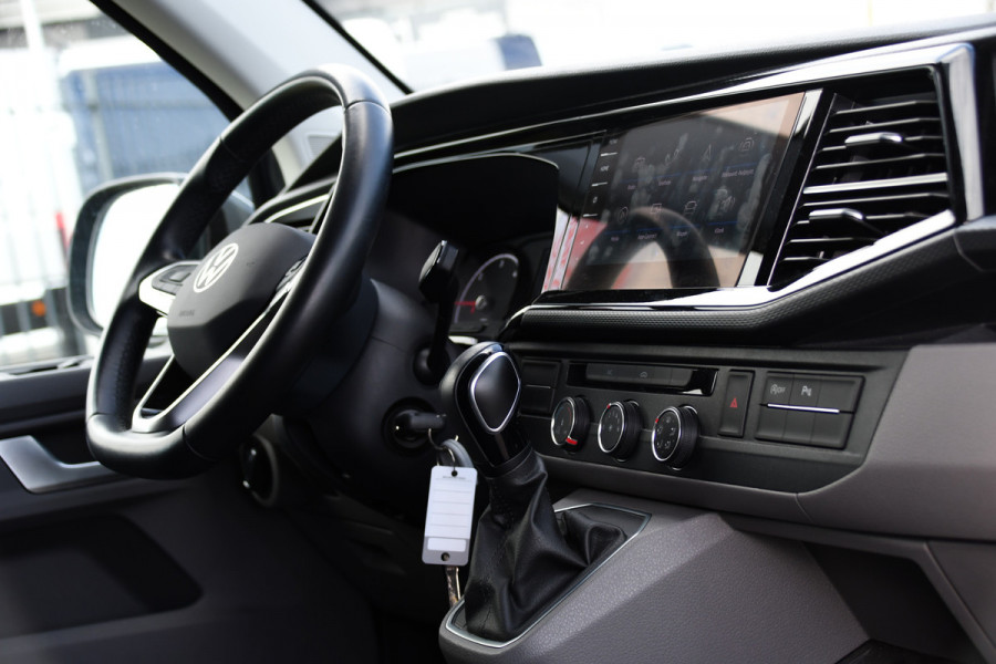 Volkswagen Transporter 2.0 TDI L1H1 30 PB Edition Cruise, Carplay, LED, Multimedia, Sensoren, 150pk, Automaat, Uniek!
