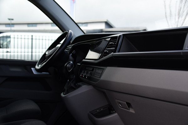 Volkswagen Transporter 2.0 TDI L1H1 30 PB Edition Cruise, Carplay, LED, Multimedia, Sensoren, 150pk, Automaat, Uniek!