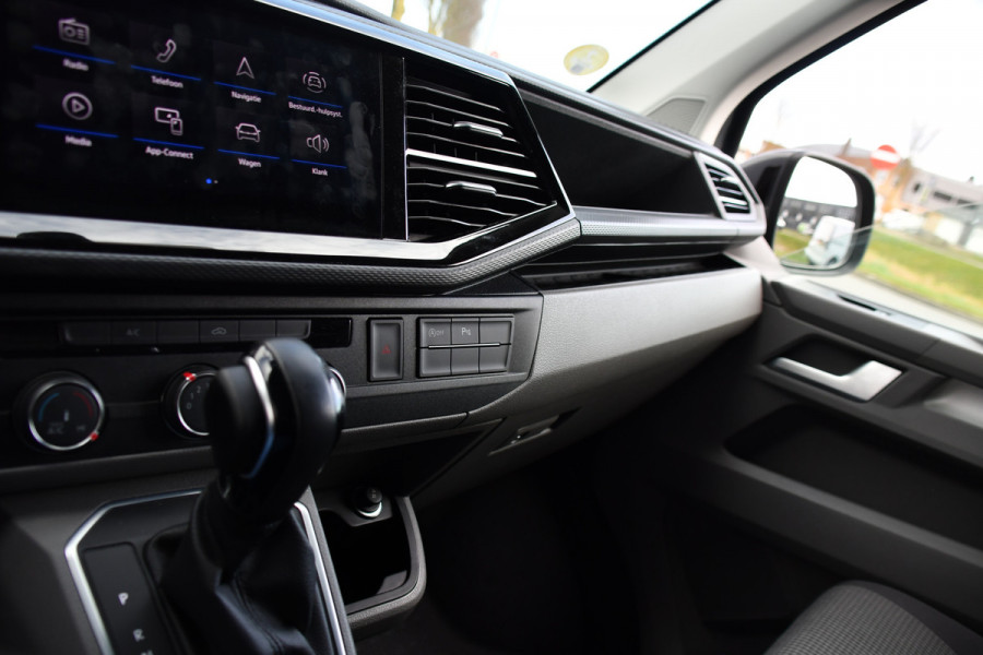 Volkswagen Transporter 2.0 TDI L1H1 30 PB Edition Cruise, Carplay, LED, Multimedia, Sensoren, 150pk, Automaat, Uniek!