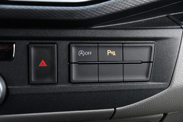 Volkswagen Transporter 2.0 TDI L1H1 30 PB Edition Cruise, Carplay, LED, Multimedia, Sensoren, 150pk, Automaat, Uniek!
