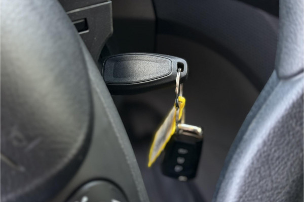 Ford Transit Connect 1.0 L1 | Airco | Camera | Multimedia | 3-zits | NAVI | Bluetooth | PDC