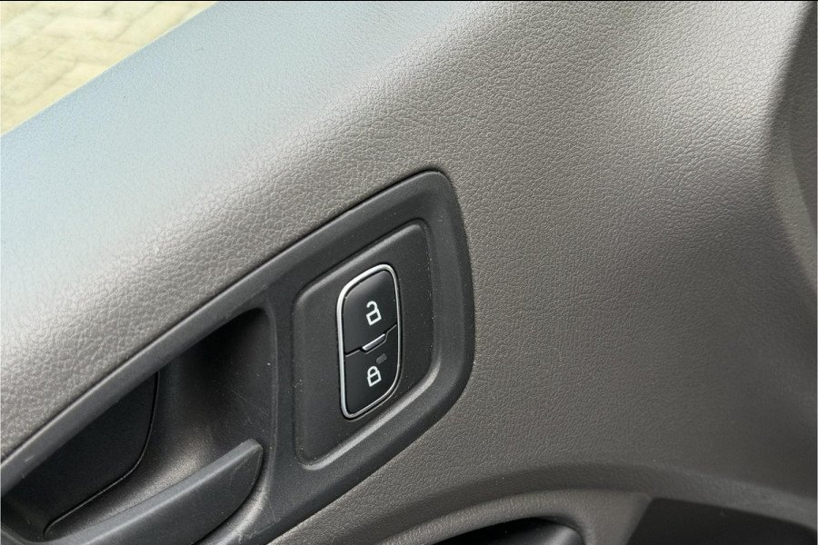 Ford Transit Connect 1.0 L1 | Airco | Camera | Multimedia | 3-zits | NAVI | Bluetooth | PDC