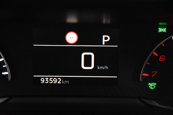 Peugeot 2008 1.2 Active Automaat *1ste Eigenaar*Navigatie*PDC*