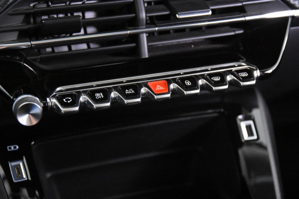 Peugeot 2008 1.2 Active Automaat *1ste Eigenaar*Navigatie*PDC*