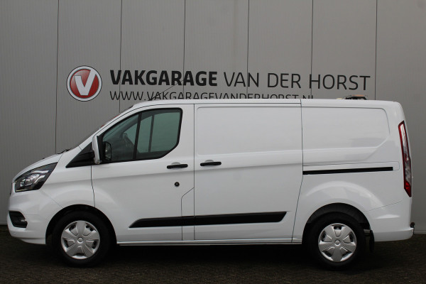 Ford Transit Custom 300 2.0-130PK TDCI L1H1 Trend AUTOMAAT ! Erg nette Transit Custom automaat ! Achterdeuren, Schuifdeur L+R, PDC V+A, Camera, Bijrijdersbank, Stoel- en voorraamverwarming, flitslichten v+a en dak