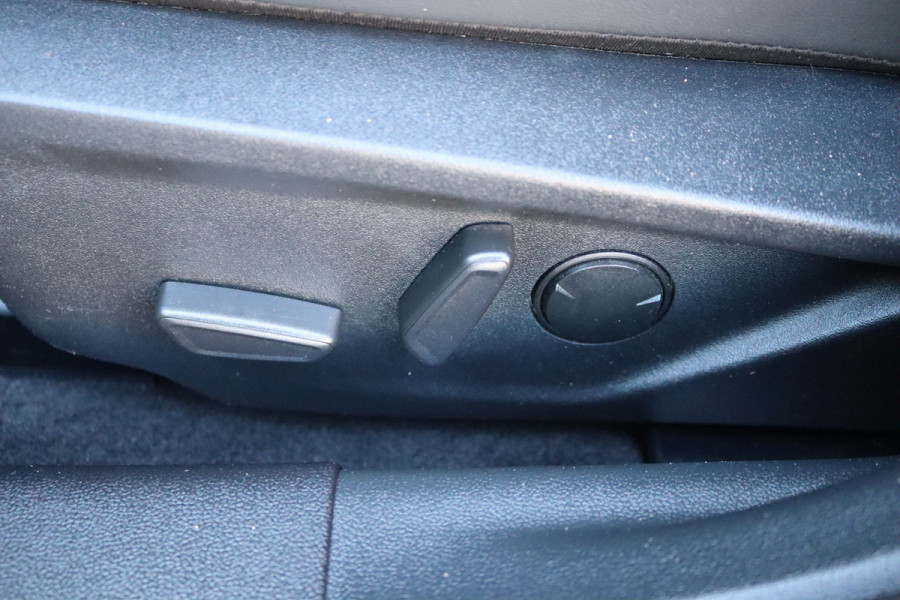 Ford FOCUS Wagon 155PK EcoB. Hybrid Automaat Titanium X Trekhaak/Leder/Elektr.-klep/Adapt.-cruise