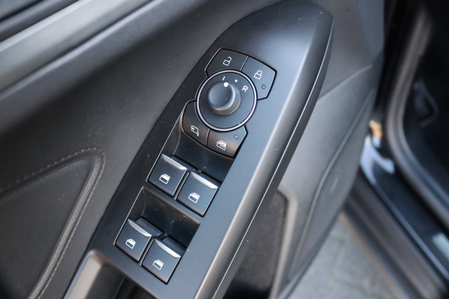 Ford FOCUS Wagon 155PK EcoB. Hybrid Automaat Titanium X Trekhaak/Leder/Elektr.-klep/Adapt.-cruise