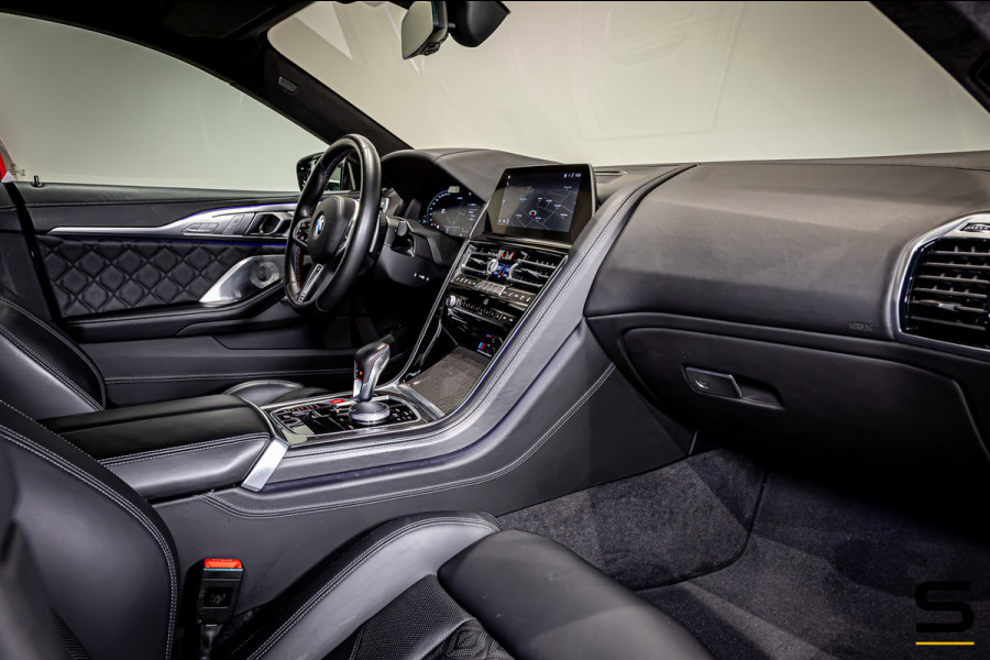 BMW 8 Serie Gran Coupé M8 Competition|Carbon|B&W|ACC|HUD|Full