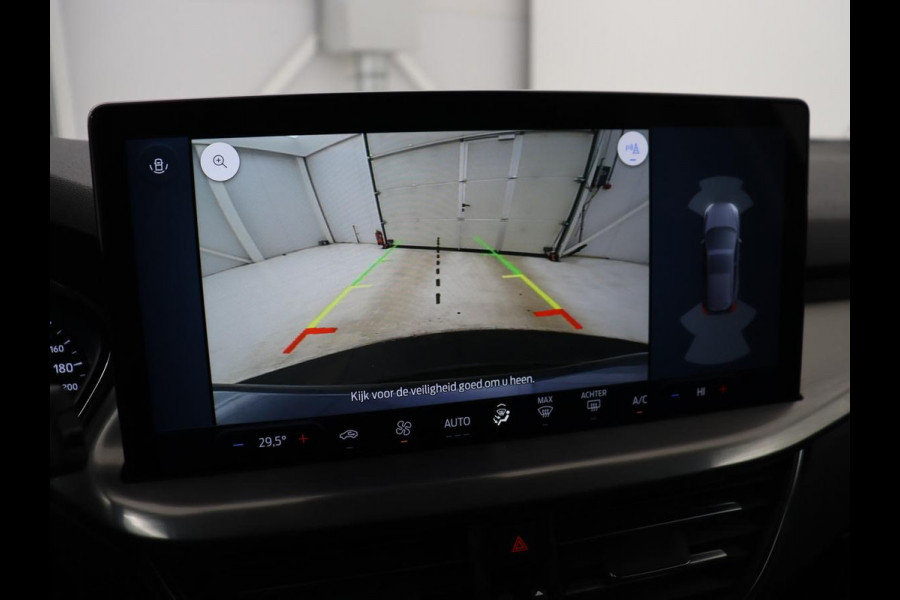 Ford FOCUS Wagon 1.0 EcoBoost Hybrid Titanium | Carplay | Camera | Navigatie | Climate control | Full LED | Parkeerhulp