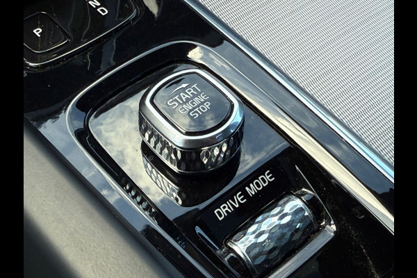 Volvo XC60 2.0 Recharge T6 AWD R-Design Pano|H&K|Memory|HuD|Trekhaak