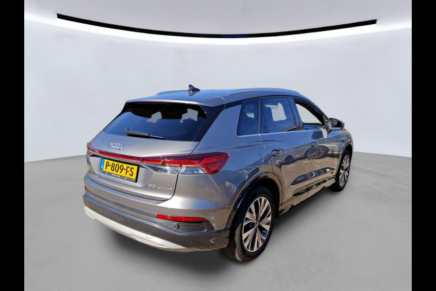 Audi Q4 e-tron 35 Launch edition Advanced 55 kWh | Stoelverwarming | Cruise Control | Navigatie | Apple Carplay | Keyless | Parkeersensoren | RS Seats | Matrix LED | BTW | NAP