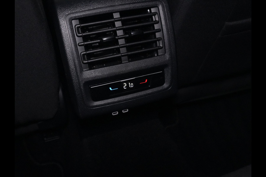 Volkswagen Golf 1.5 eHybrid 204pk Life Ed. | 18" Catania | Camera | App-Connect | Full-LED | ACC Demo JK