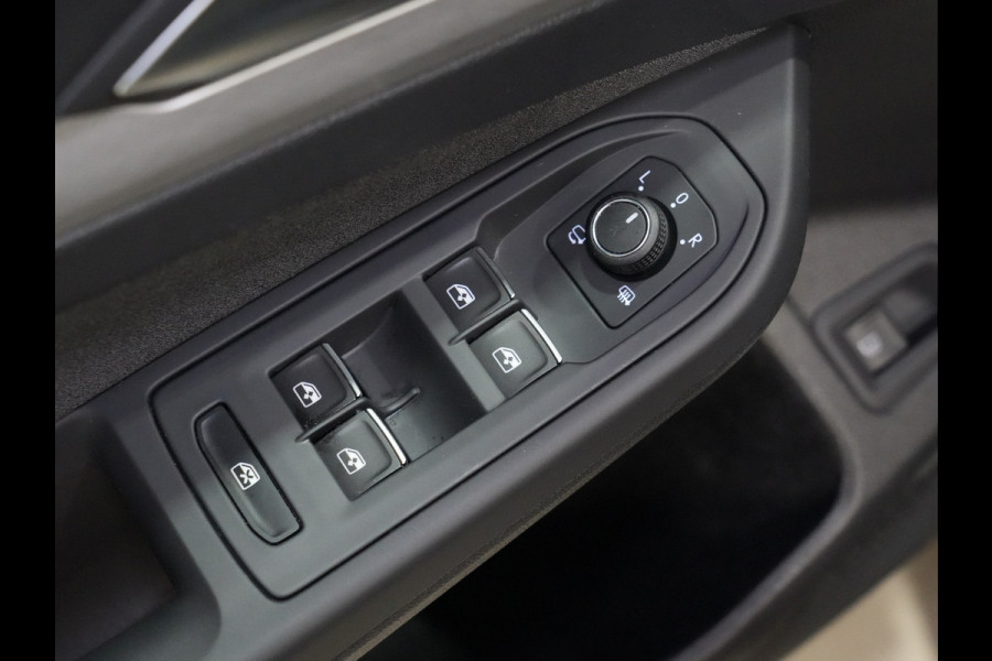 Volkswagen Golf 1.5 eHybrid 204pk Life Ed. | 18" Catania | Camera | App-Connect | Full-LED | ACC Demo JK