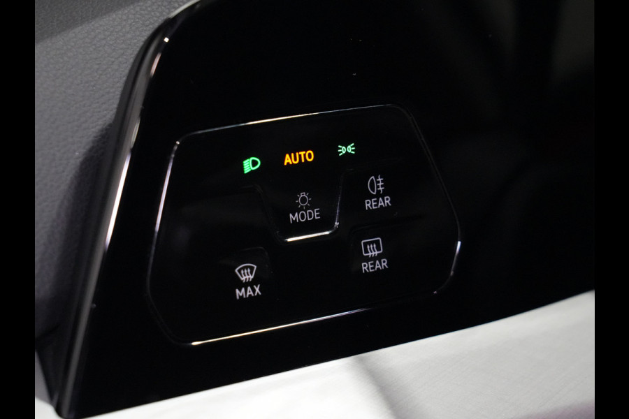 Volkswagen Golf 1.5 eHybrid 204pk Life Ed. | 18" Catania | Camera | App-Connect | Full-LED | ACC Demo JK