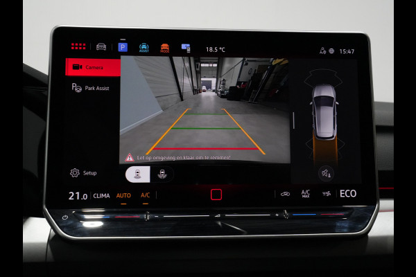 Volkswagen Golf 1.5 eHybrid 204pk Life Ed. | 18" Catania | Camera | App-Connect | Full-LED | ACC Demo JK