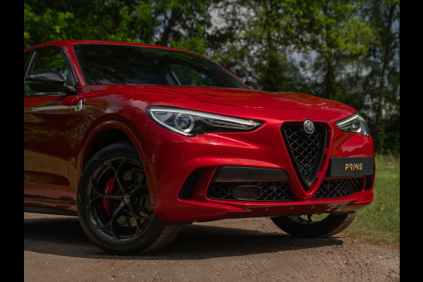 Alfa Romeo Stelvio 2.9 V6 AWD Quadrifoglio | Harman/Kardon | Rosso Competizione | Adapt. cruise | CarPlay | Carbon stuur