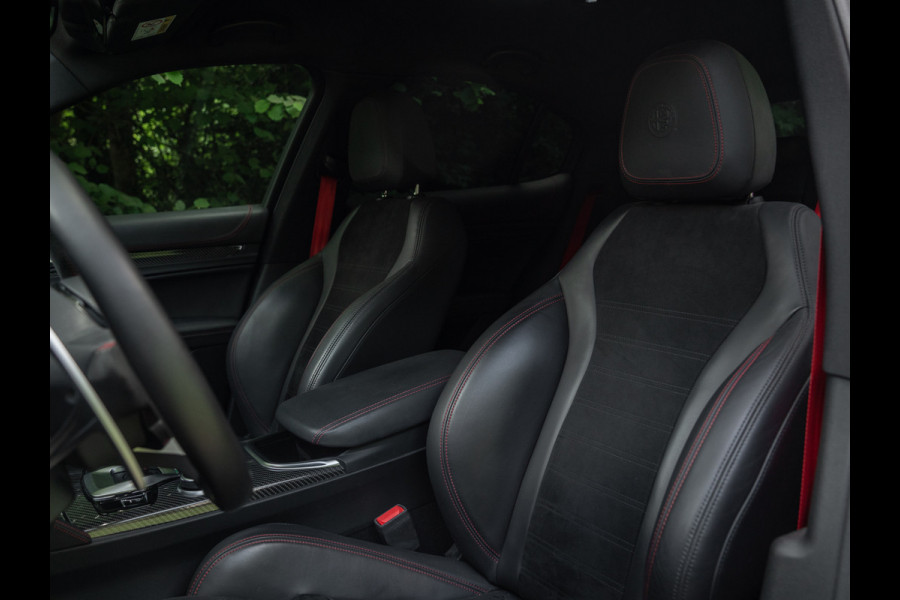 Alfa Romeo Stelvio 2.9 V6 AWD Quadrifoglio | Harman/Kardon | Rosso Competizione | Adapt. cruise | CarPlay | Carbon stuur