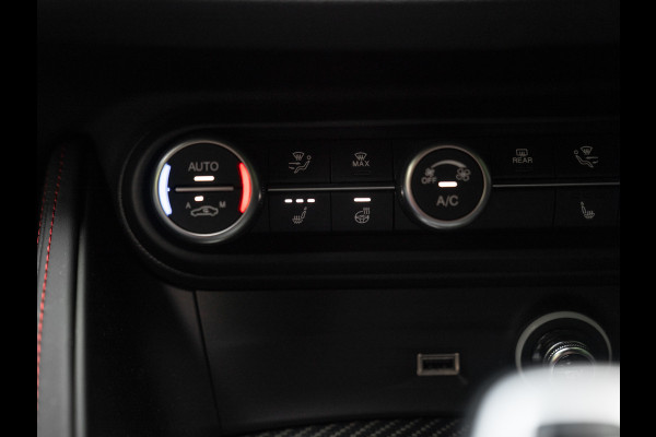 Alfa Romeo Stelvio 2.9 V6 AWD Quadrifoglio | Harman/Kardon | Rosso Competizione | Adapt. cruise | CarPlay | Carbon stuur